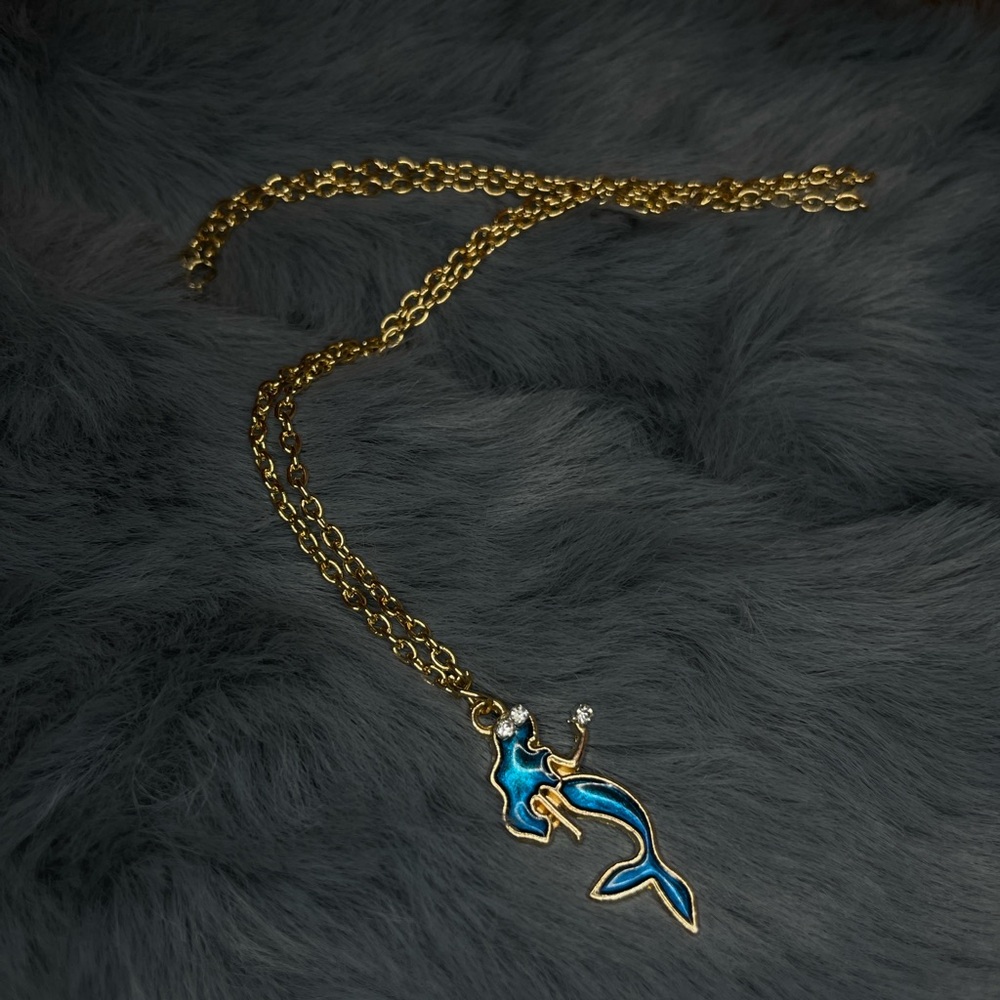 Dazzling Mermaid Necklace